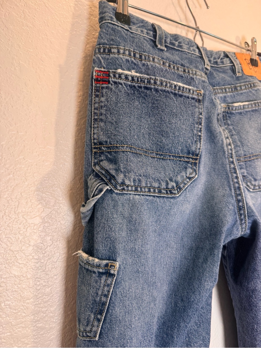 BDG Women's Vintage Style Straight-Leg Carpenter Jeans Urban Outfitters - Picture 4 of 11